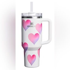 Stanley X Target Frosted Heart Gradient Valentine H2.0 Flowstate Tumblr - 40oz